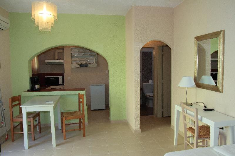 Perla Hotel Agia Pelagia  Exterior foto